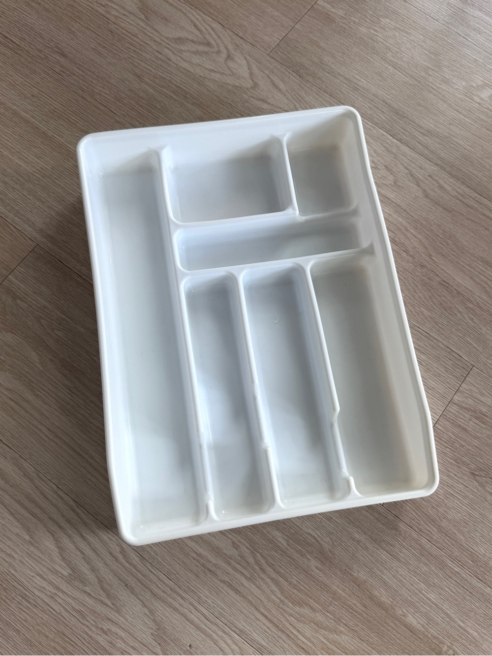 Rubbermaid Vintage White Utensil Tray Organizer 7 Compartment #0521 2 11.5 x 16”